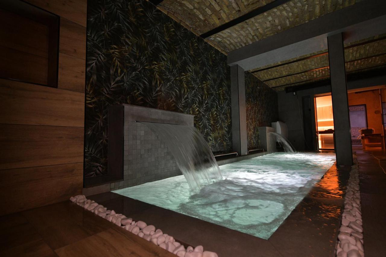 Royal Wellness And Spa Ruma Extérieur photo
